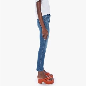 Selling mother denim mid rise dazzler ankle jeans